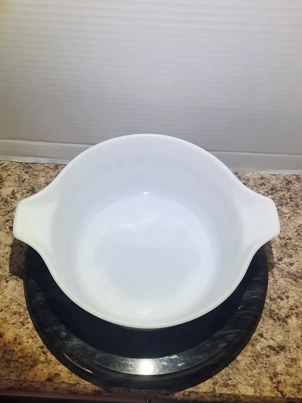 Pyrex Town & Country 475 Casserole Dish